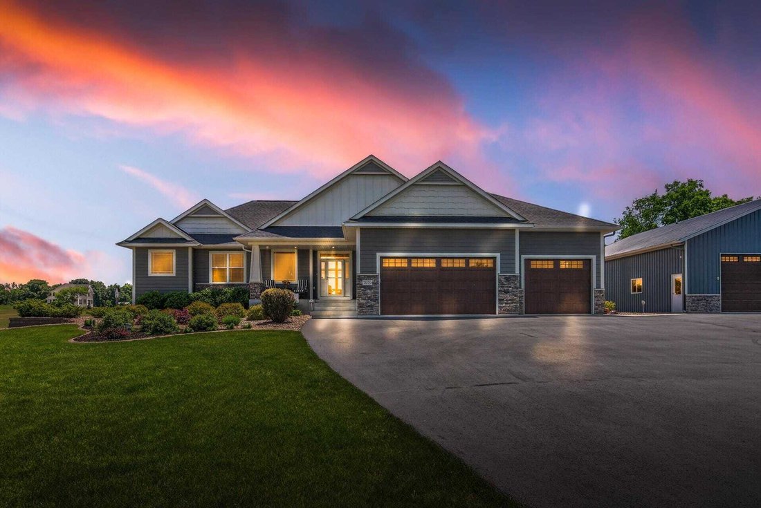 House in Annandale, Minnesota, United States 1 - 18564667