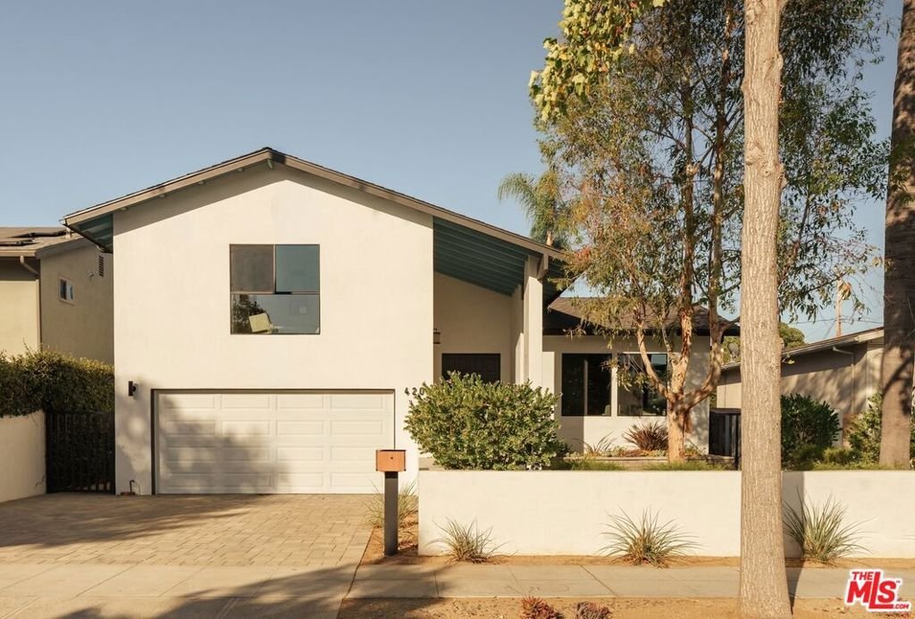 House in Burbank, California, United States 2 - 18558156