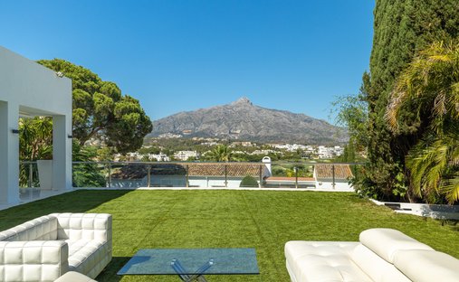 Villa a Puerto Banus, Marbella, Spagna 1