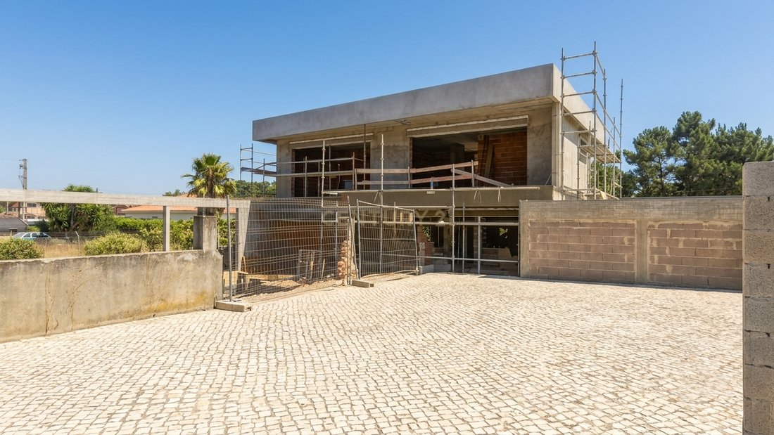 Villa in Aroeira, Charneca de Caparica e Sobreda, Portugal 1 - 17010630