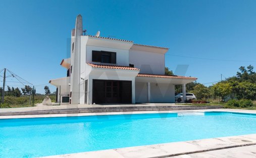 Townhouse in Pinhal Novo, Setubal, Portugal 1