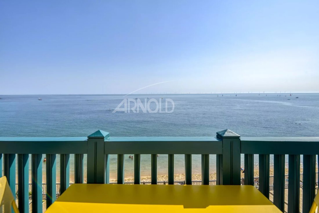 Apartment in Batz-sur-Mer, Pays de la Loire, France 1 - 18559847