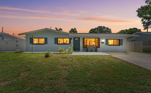 House in St. Petersburg, Florida, United States 1