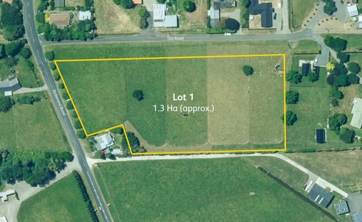 Land in Lepperton, Taranaki, New Zealand 1