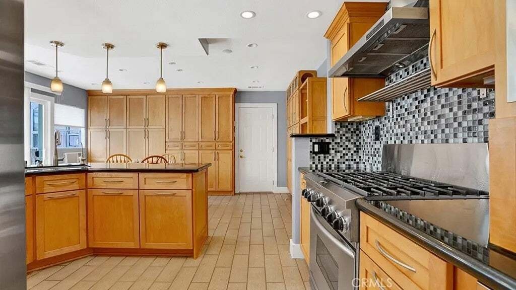House in Lake Forest, California, United States 2 - 18373082