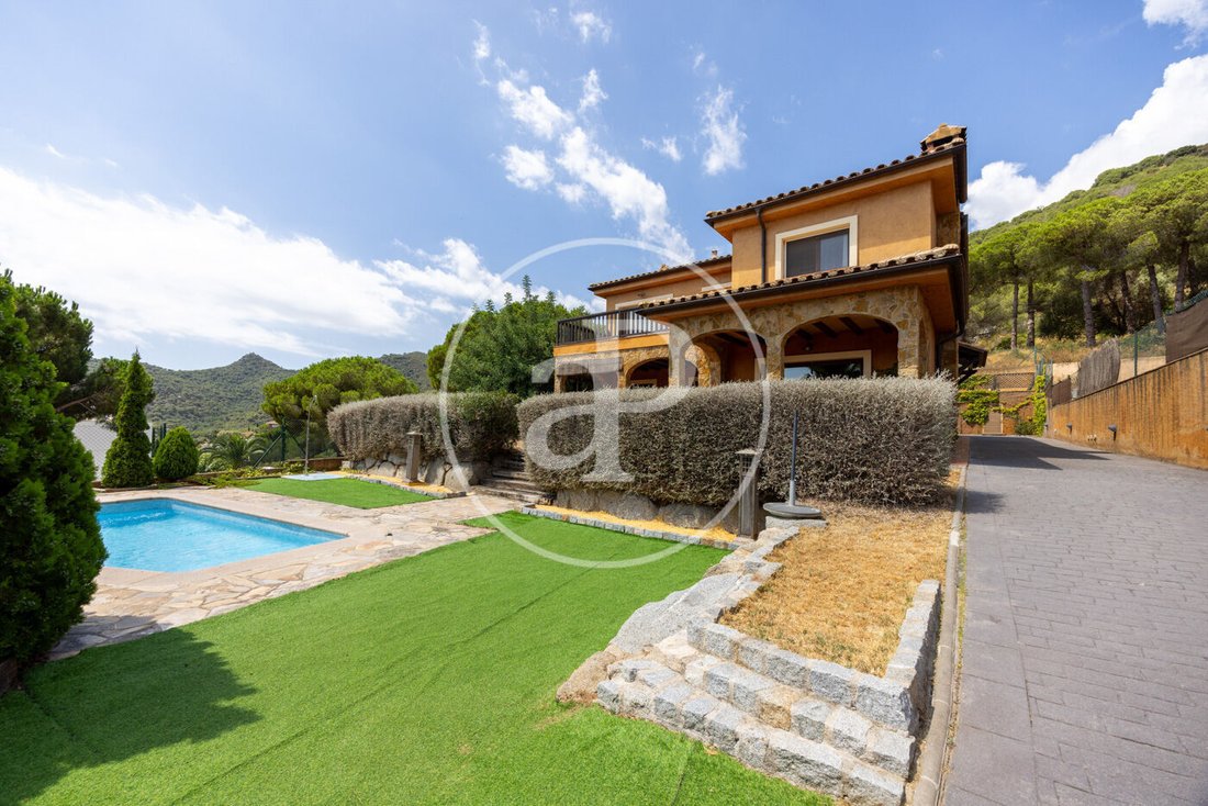 Villa in Argentona, Catalonia, Spain 3 - 18565125