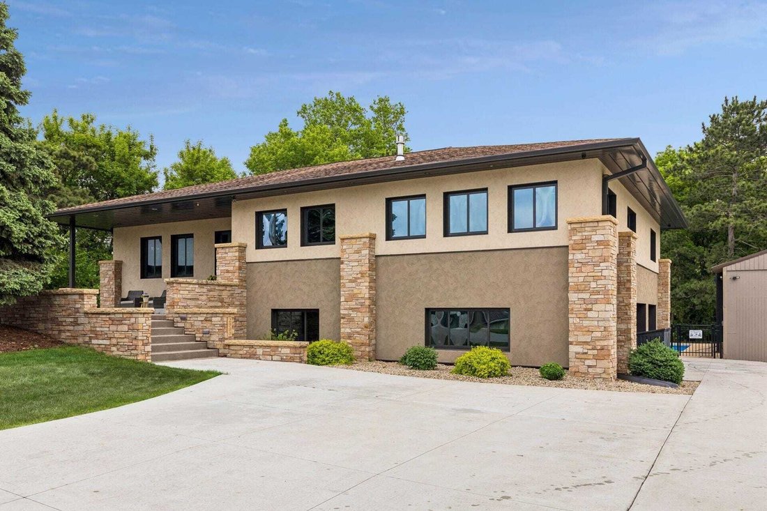 House in Eagan, Minnesota, United States 2 - 18564374