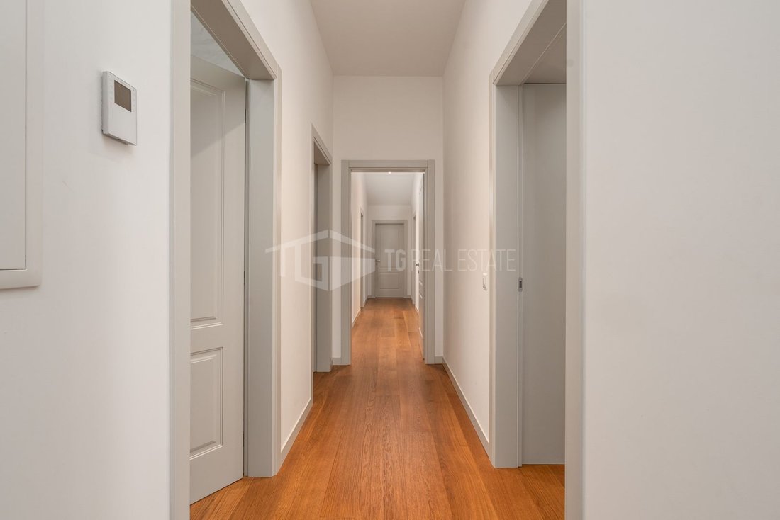 Apartment in Lugano, Ticino, Switzerland 2 - 18558014