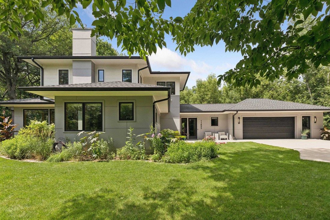 House in Hopkins, Minnesota, United States 1 - 18564621