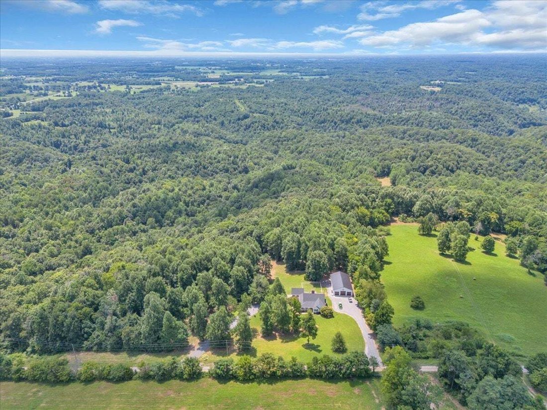 House in Woodbury, Tennessee, United States 3 - 18554606