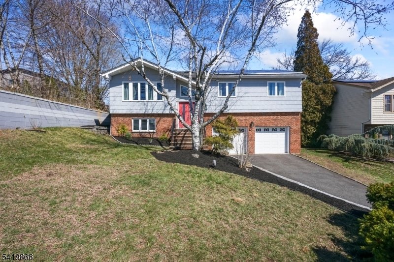 House in Clifton, New Jersey, United States 1 - 18558910