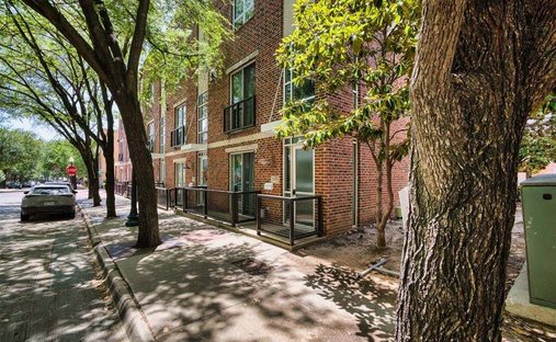 Townhouse in Dallas, Texas, United States 1