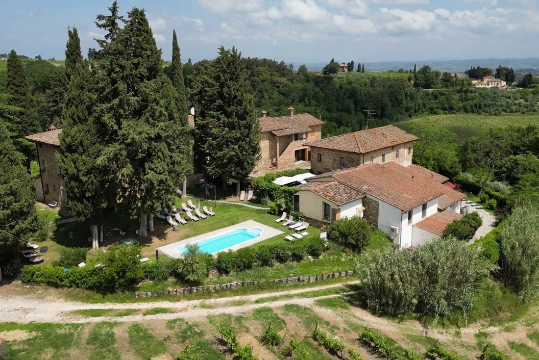 Villa in San Gimignano, Tuscany, Italy 1 - 14277071
