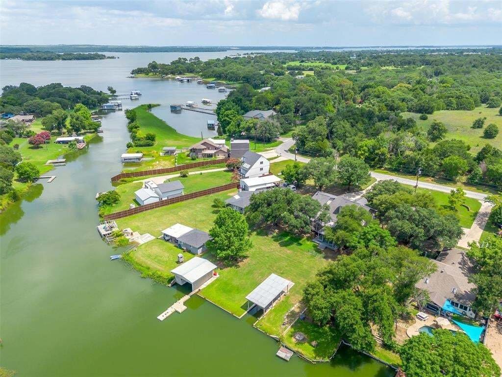 House in Azle, Texas, United States 3 - 18559460