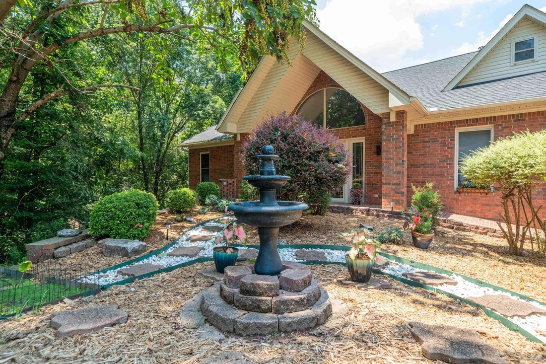 House in Hot Springs, Arkansas, United States 3 - 18561631