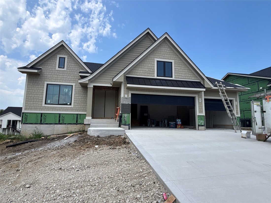 House in West Des Moines, Iowa, United States 1 - 18366527