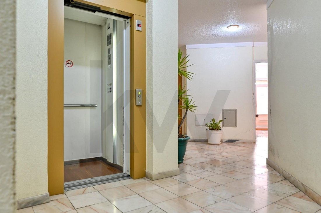 Apartment in Belas, Lisbon, Portugal 5 - 18566111
