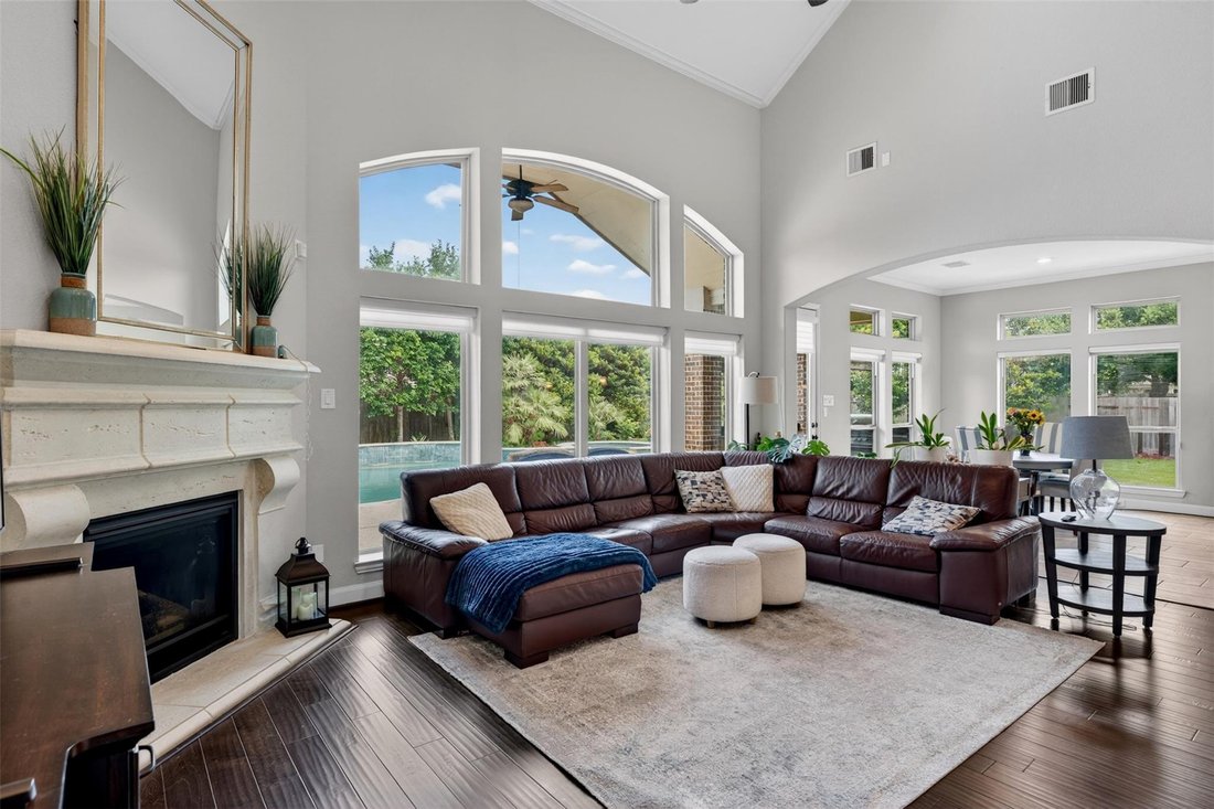House in Friendswood, Texas, United States 3 - 18559555
