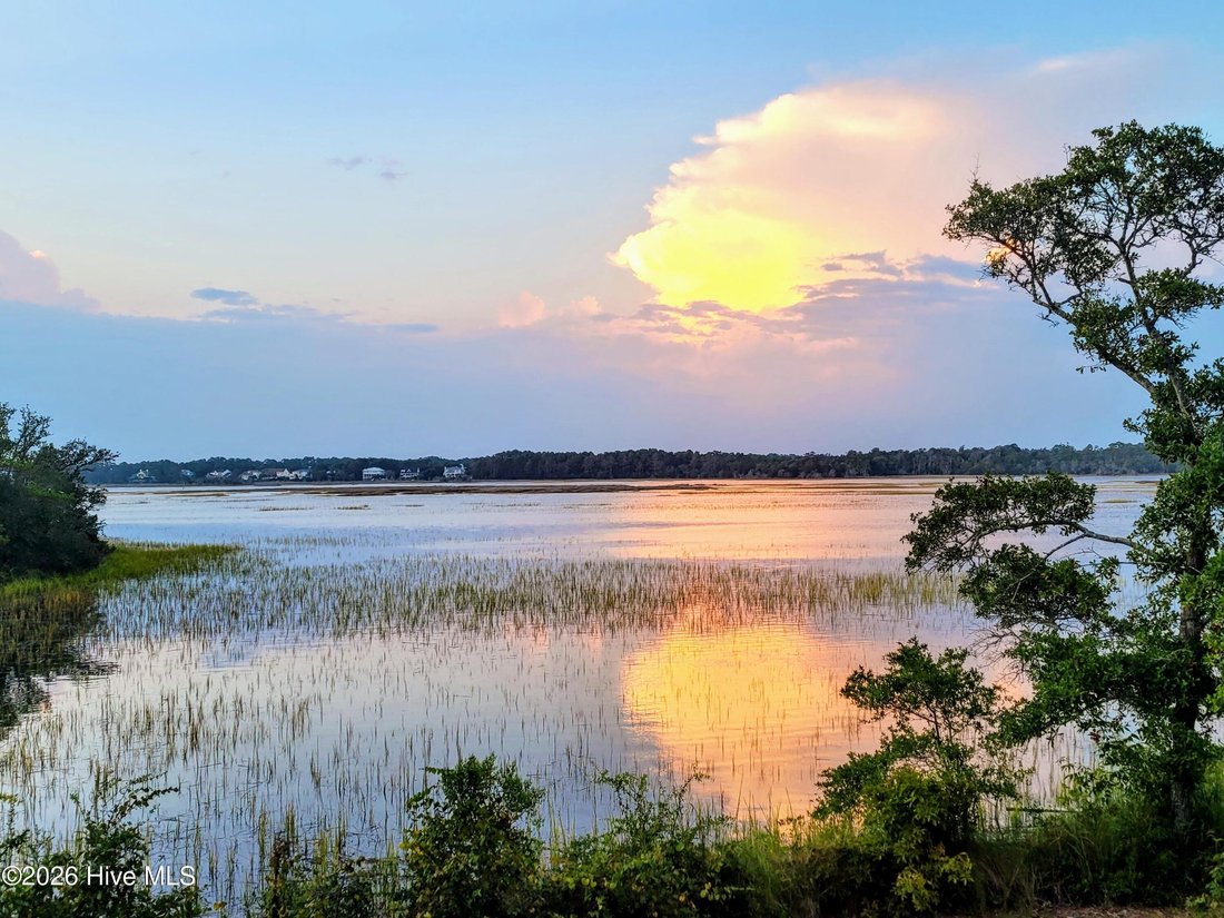 Townhouse in Caswell Beach, North Carolina, United States 2 - 18562113