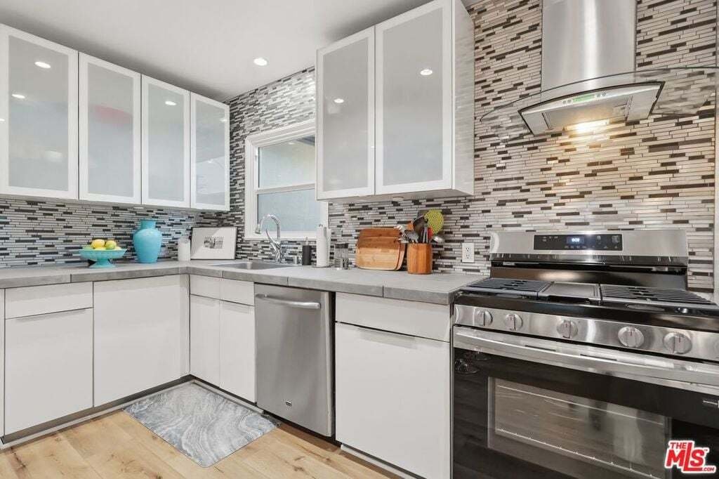 House in Los Angeles, California, United States 3 - 18565282