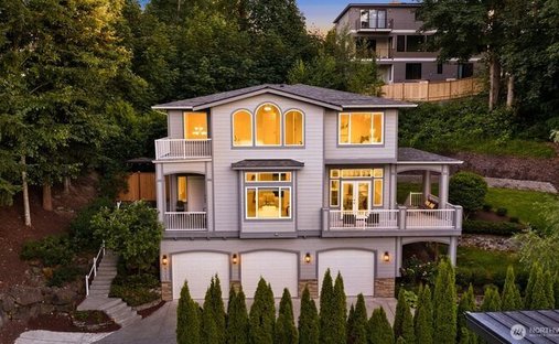 House in Bellevue, Washington, United States 1