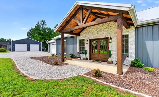 House in Erin, Tennessee, United States 1