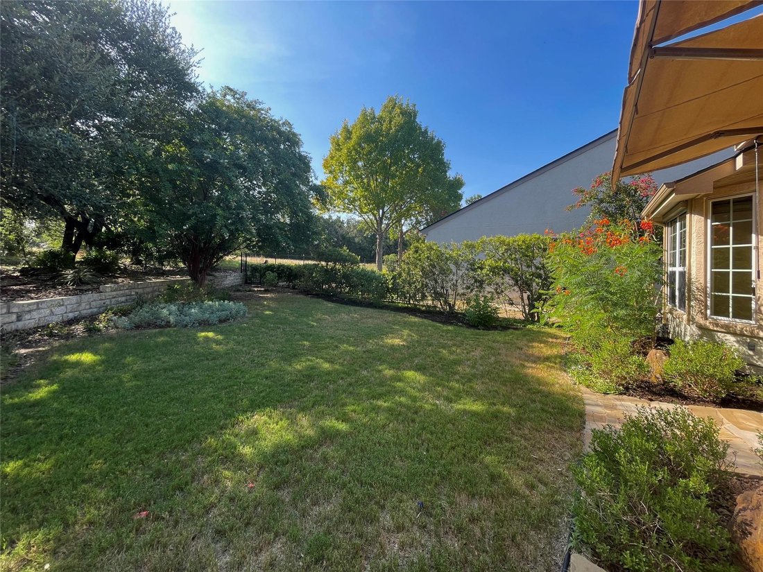 House in Georgetown, Texas, United States 5 - 18561985