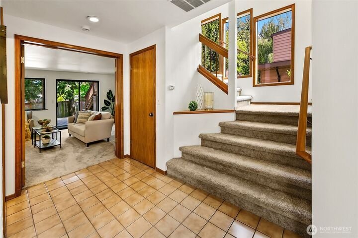 House in Seattle, Washington, United States 4 - 18564497