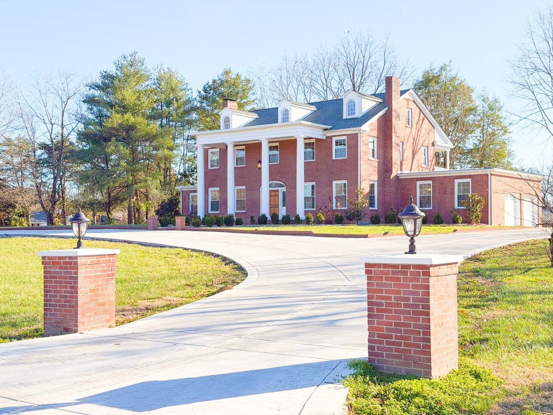 House in Lawrenceburg, Tennessee, United States 1 - 17607036