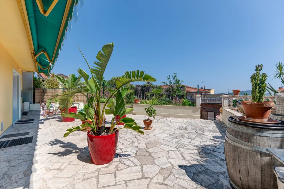 Apartment in Le Port, Villefranche-sur-Mer, France 1 - 18559773