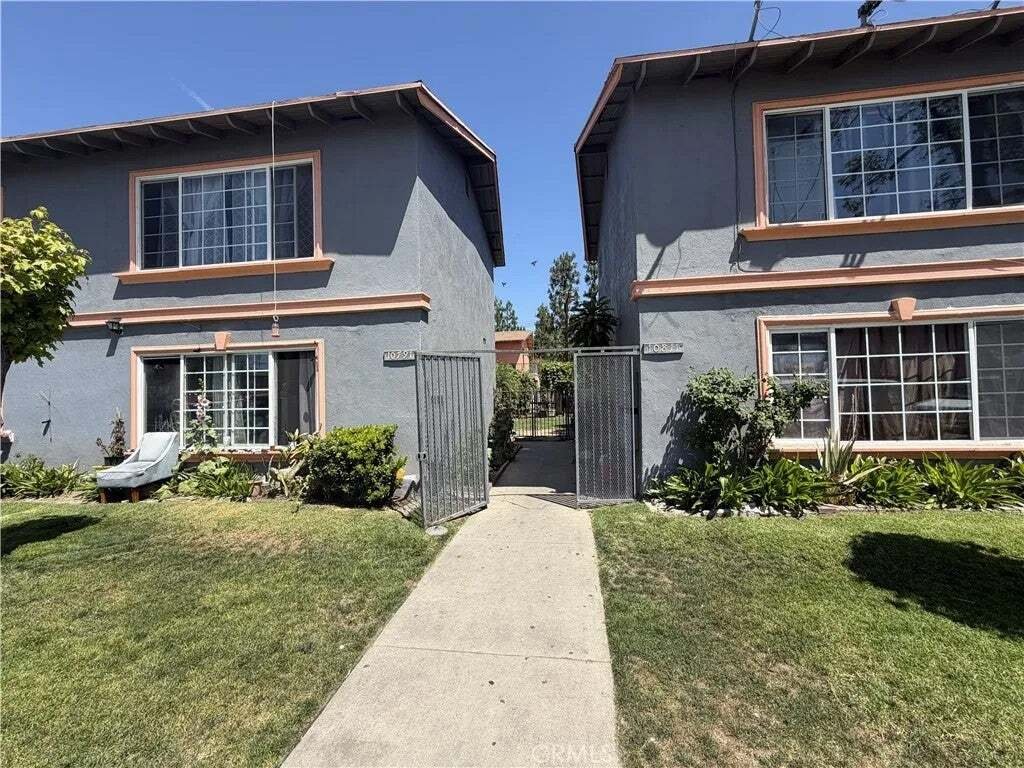 Garden Grove, California, United States 2 - 18562442