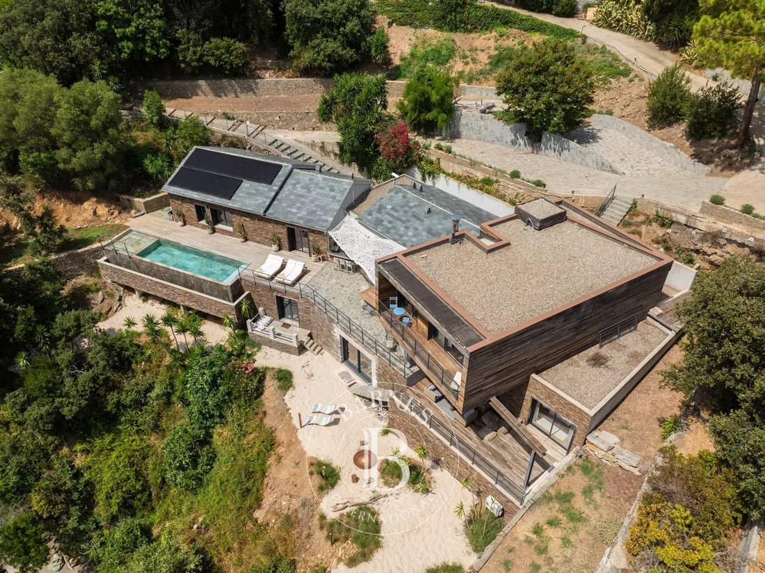 Villa in Brando, Corsica, France 3 - 18559740