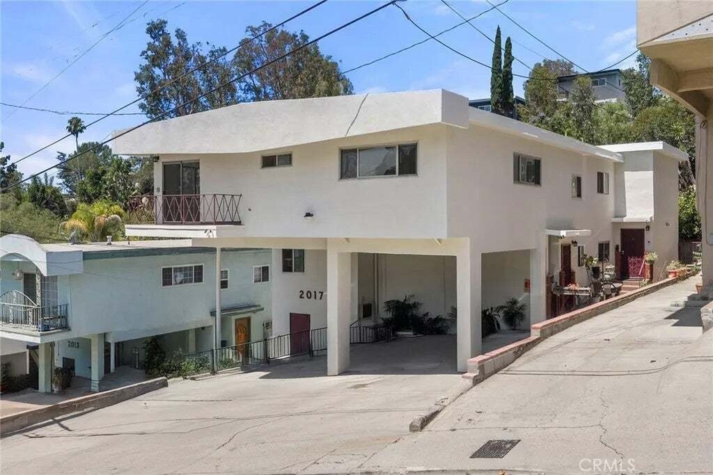Los Angeles, California, United States 3 - 18559199