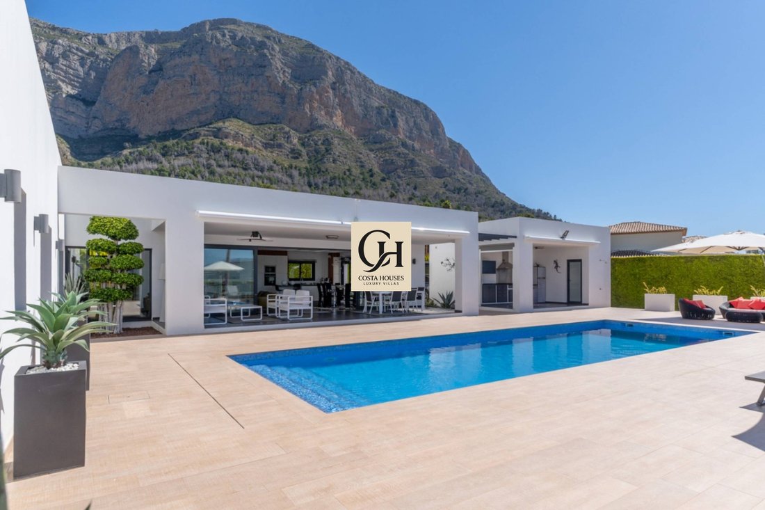 Villa in Xabia / Javea, Valencian Community, Spain 1 - 18561141