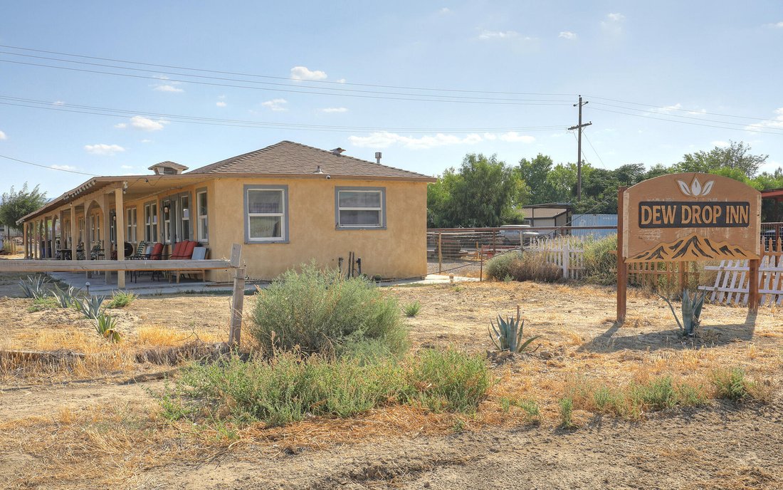Cuyama, California, United States 2 - 18562777