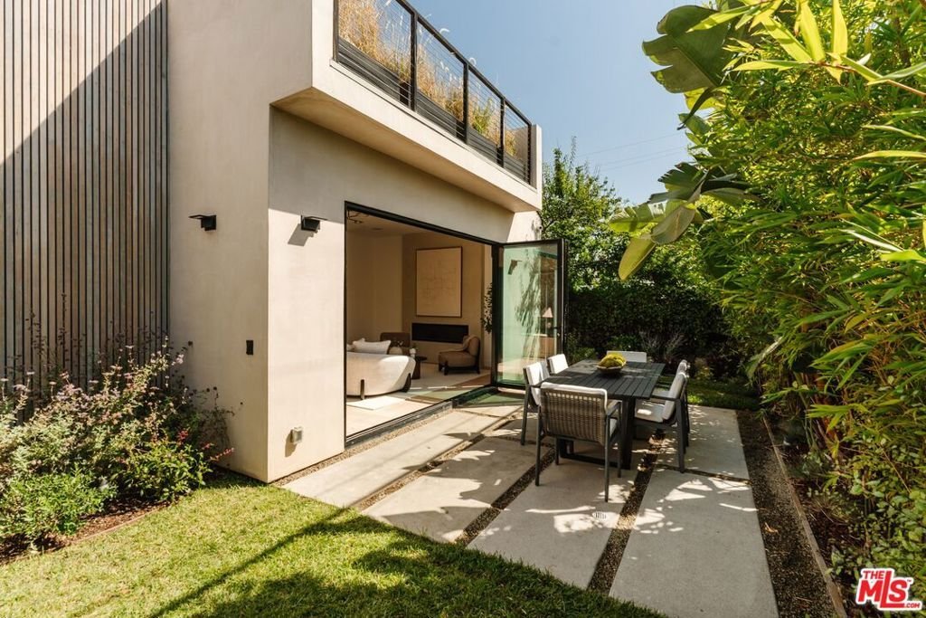 House in Los Angeles, California, United States 5 - 18511059