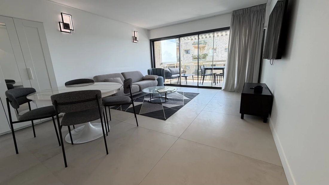 Apartment in Cannes, Provence-Alpes-Côte d'Azur, France 1 - 17976558