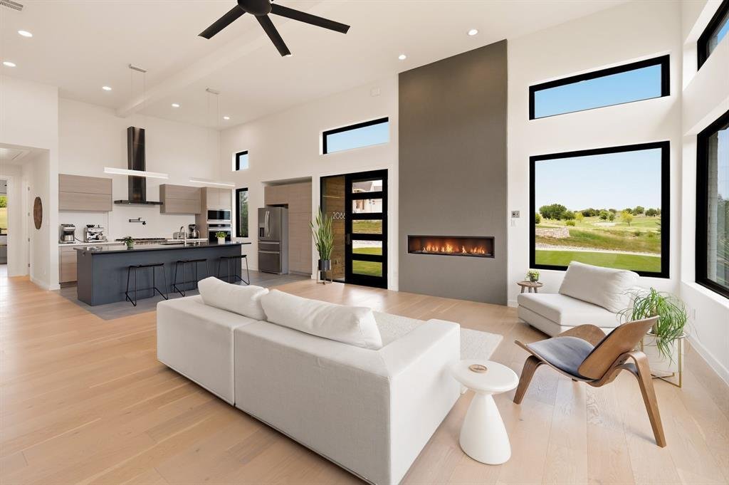 House in Weatherford, Texas, United States 5 - 18562798