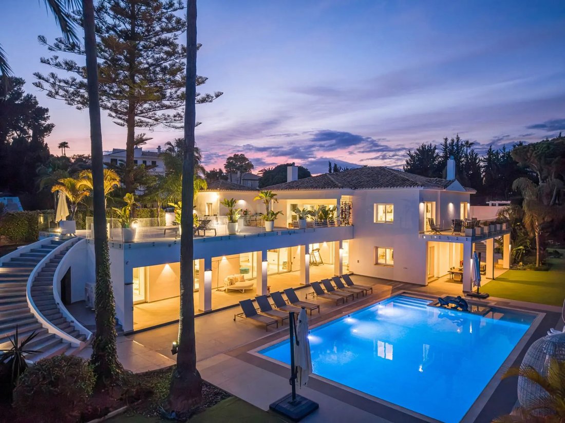 Villa in Estepona, Andalusia, Spain 1 - 16781294
