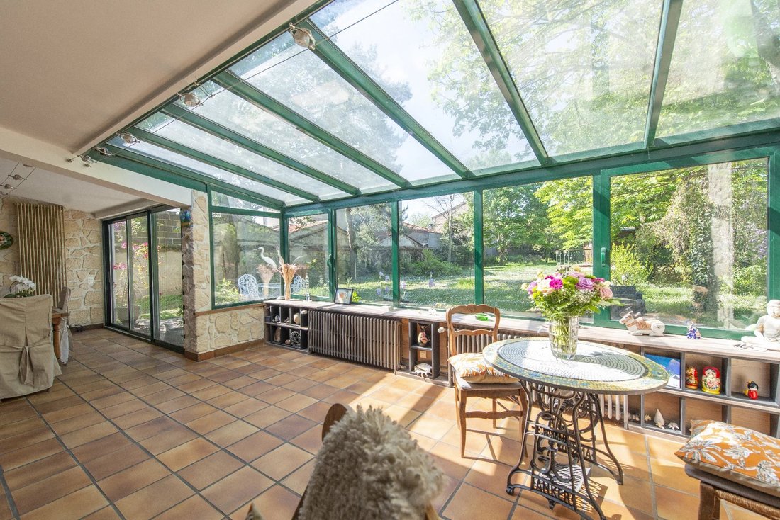 Townhouse in Adamville, Saint-Maur-des-Fossés, France 3 - 17564549