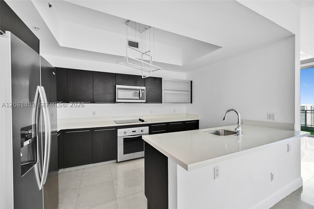 House in Miami, Florida, United States 2 - 18564094