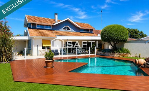 House in Biscarrosse, Nouvelle-Aquitaine, France 1