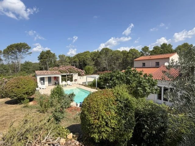 House in Flayosc, Provence-Alpes-Côte d'Azur, France 1 - 18559824