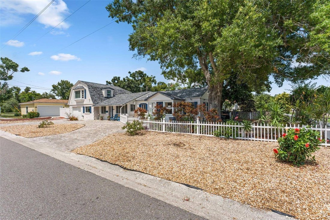House in St. Petersburg, Florida, United States 3 - 18564865