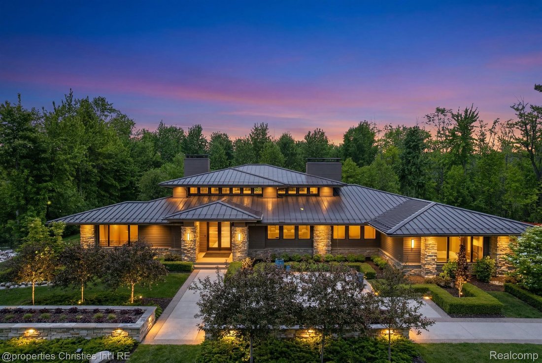 House in Novi, Michigan, United States 2 - 18566236