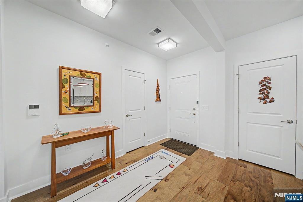 Condo in Morris Plains, New Jersey, United States 4 - 18565318