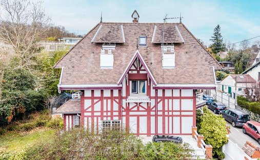 House in Le Plateau, Louveciennes, France 1