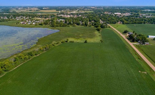 Land in Norwood Young America, Minnesota, United States 1