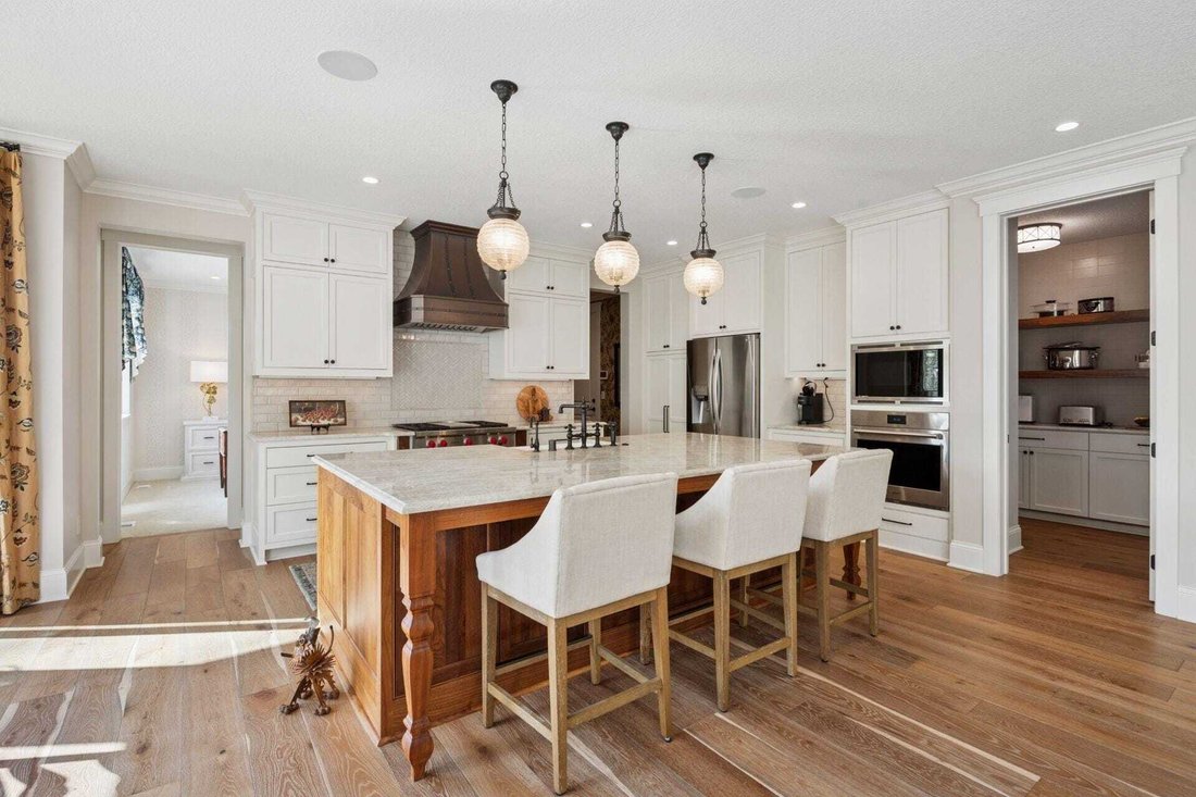 House in Wayzata, Minnesota, United States 4 - 18564611