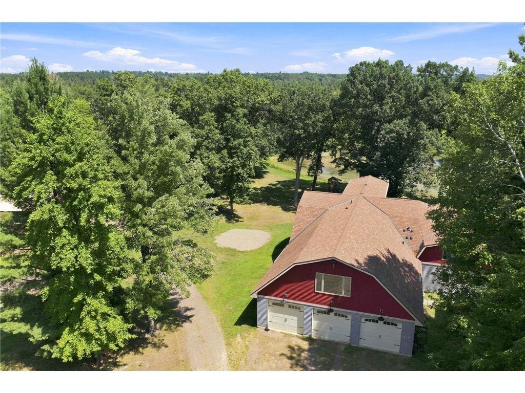 House in Stacy, Minnesota, United States 5 - 18558193